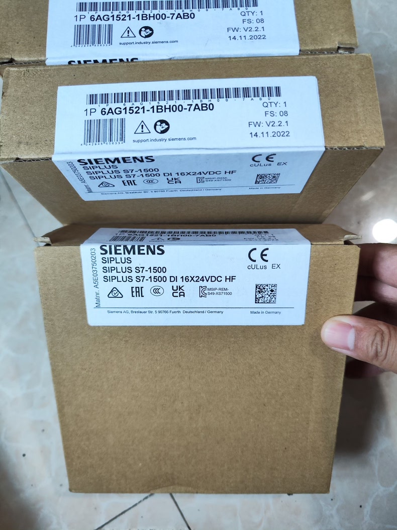Siemens 6AG1521-1BH00-7AB0 Модуль S7-1500 2