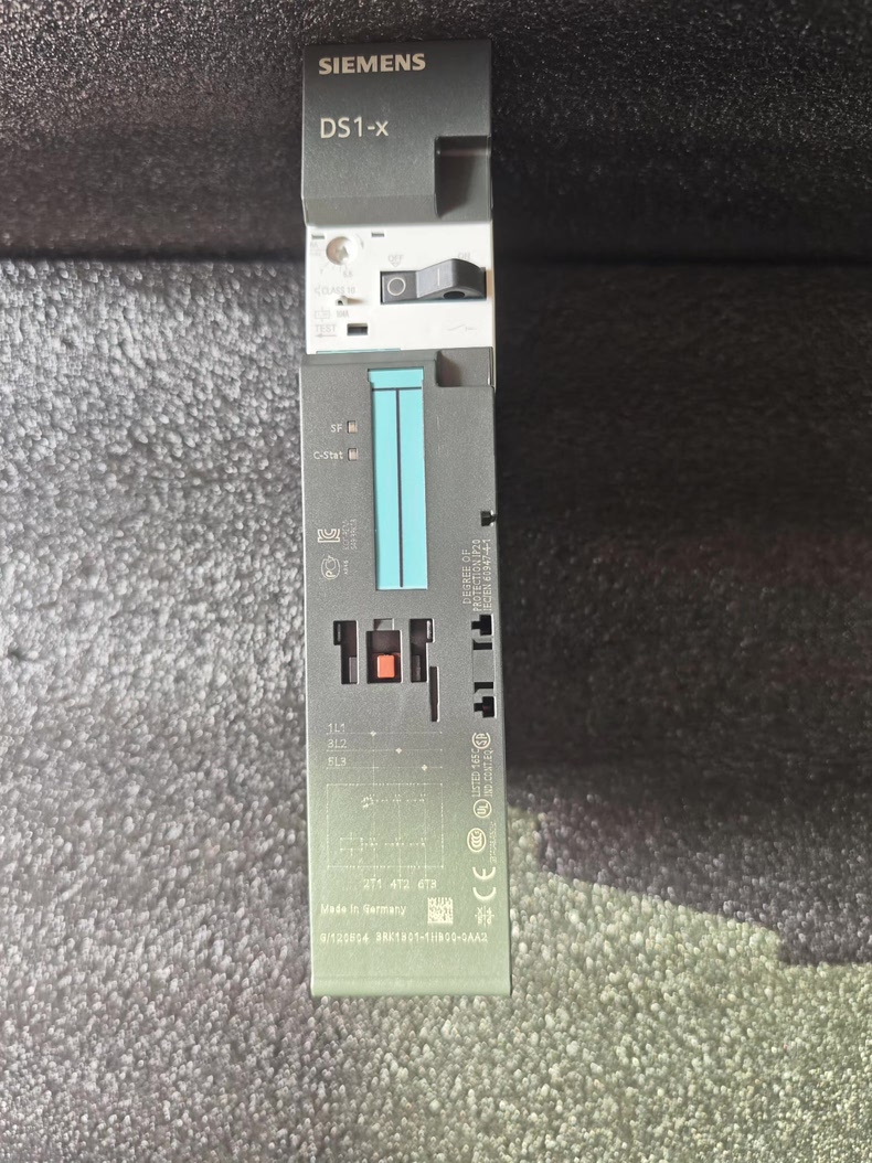 Siemens 3RK1301-1HB00-0AA2 Модуль ET-200 2