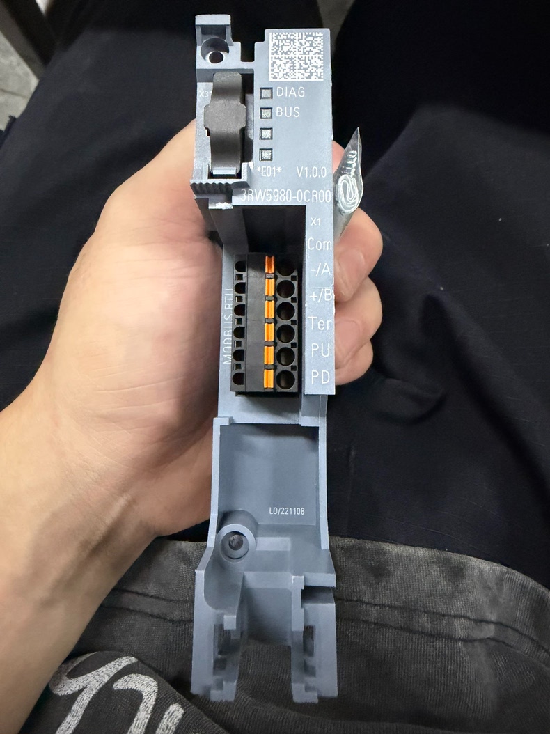 Siemens 3RW5980-0CR00 Модуль 5