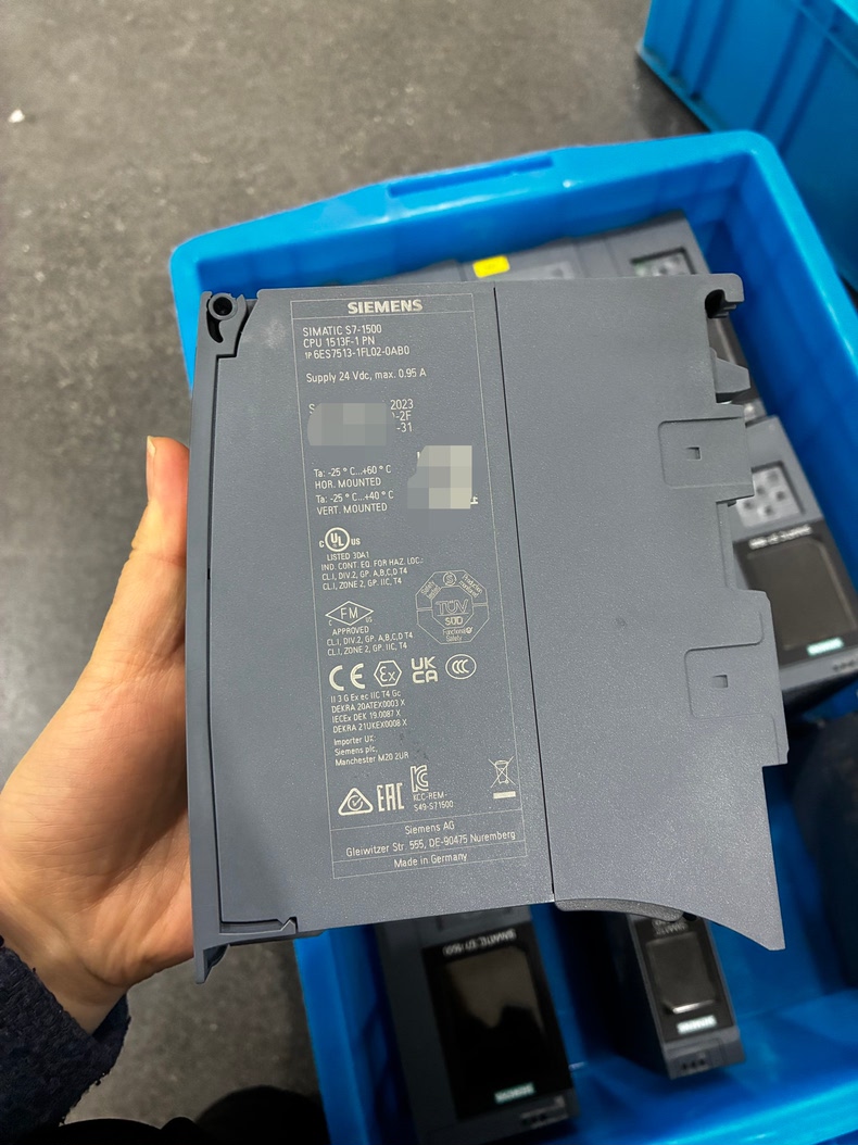 Siemens 6ES7513-1FL02-0AB0 CPU 1513-1 PN SIMATIC S7-1500 Центральный процессор