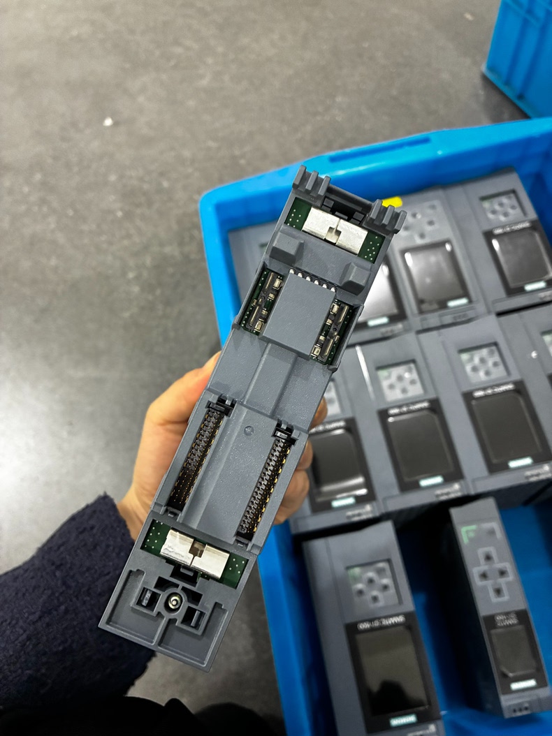 Siemens 6ES7513-1FL02-0AB0 CPU 1513-1 PN SIMATIC S7-1500 Центральный процессор 3