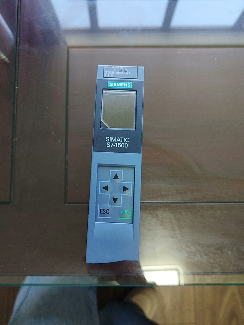 Siemens 6ES7513-1RM03-0AB0 CPU 1513R-1 PN SIMATIC S7-1500 Центральный процессор 4