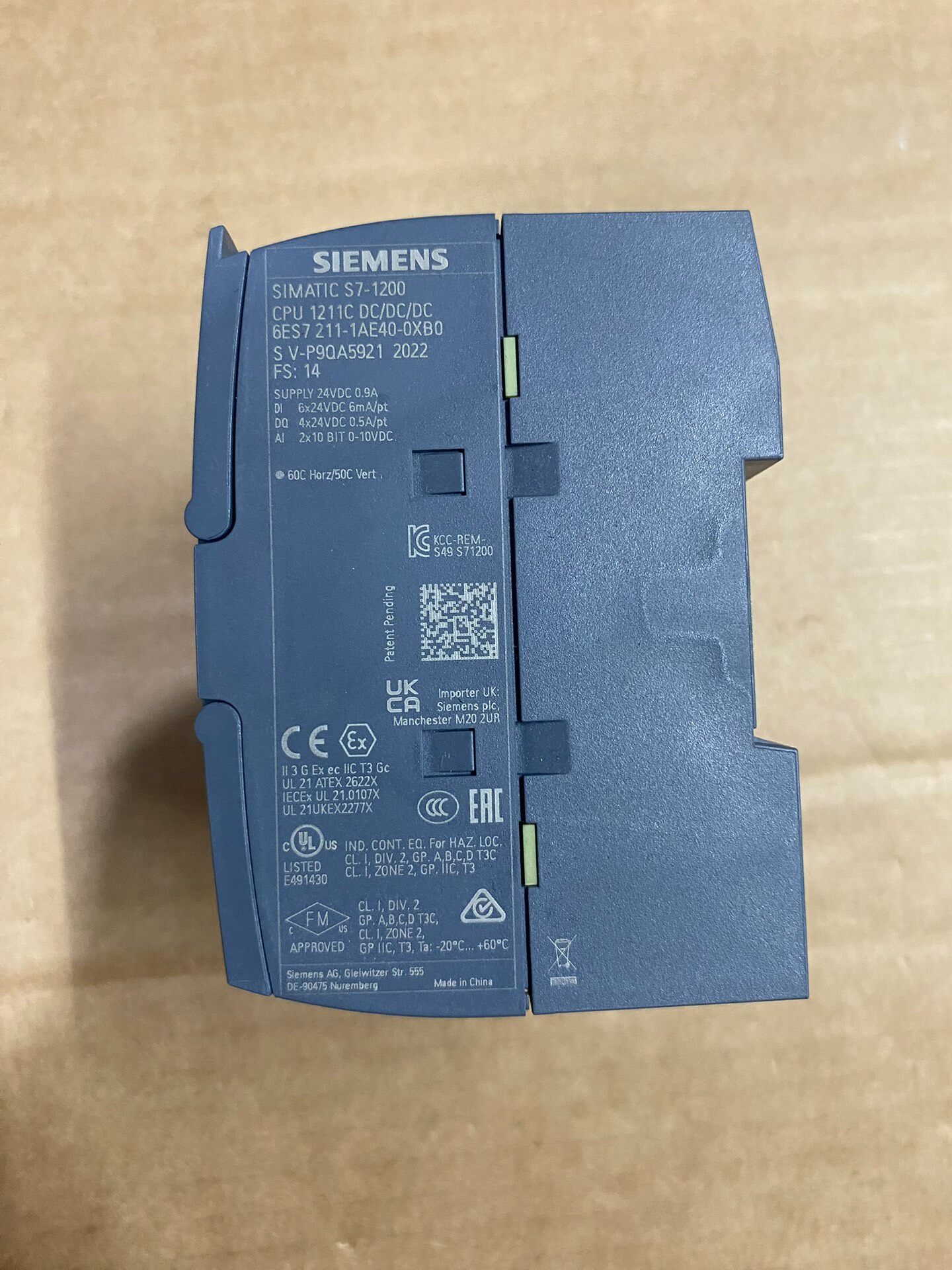 Siemens 6ES7211-1AE40-0XB0 CPU 1211C SIMATIC S7-1200 Центральный процессор 3