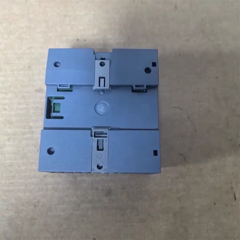 Siemens 6ES7211-1BE40-0XB0 CPU 1211C SIMATIC S7-1200 Центральный процессор 3