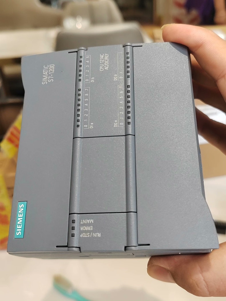 Siemens 6ES7214-1BG40-0XB0 CPU 1214C SIMATIC S7-1200 Центральный процессор 4