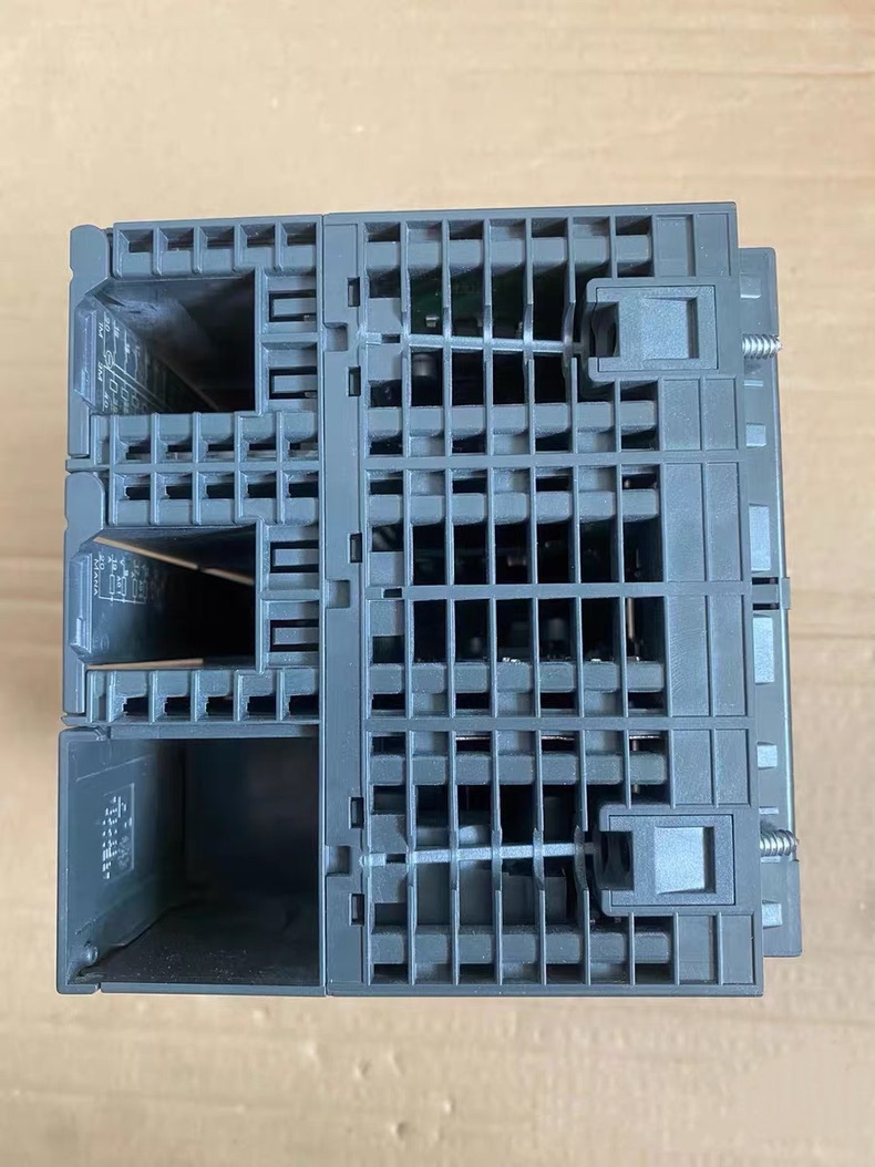 Siemens 6ES7314-6CH04-0AB0 CPU 314C-2 SIMATIC S7-300 Центральный процессор 5