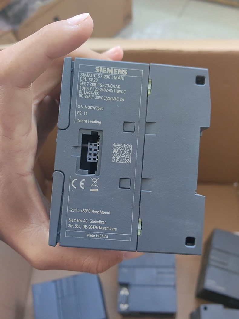 Siemens 6ES7288-1SR20-0AA0 CPU SR20 SIMATIC S7-200 Центральный процессор