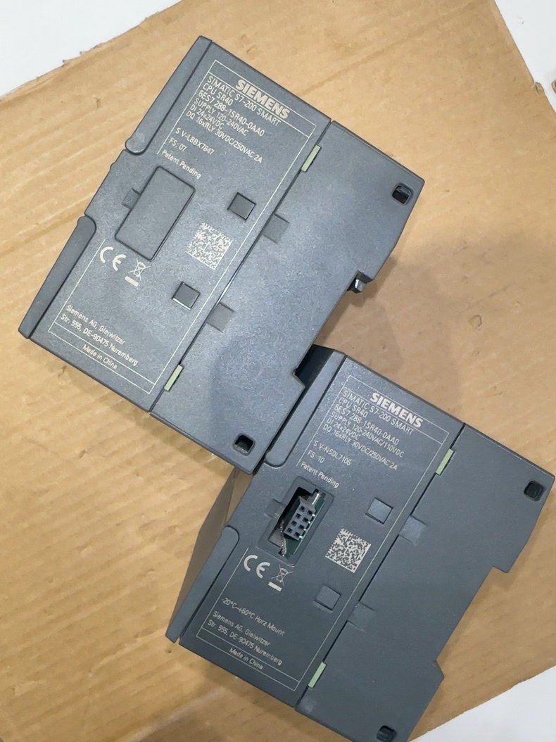 Siemens 6ES7288-1SR40-0AA0 CPU SR40 SIMATIC S7-200 Центральный процессор 2