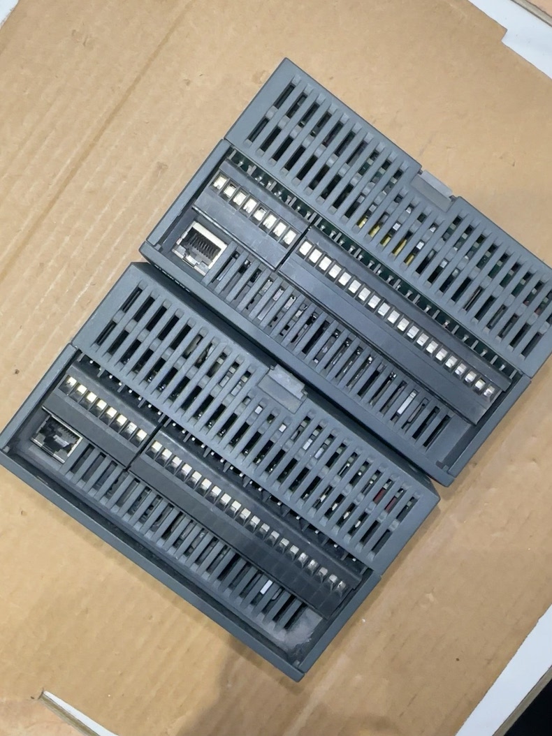 Siemens 6ES7288-1SR40-0AA0 CPU SR40 SIMATIC S7-200 Центральный процессор 5