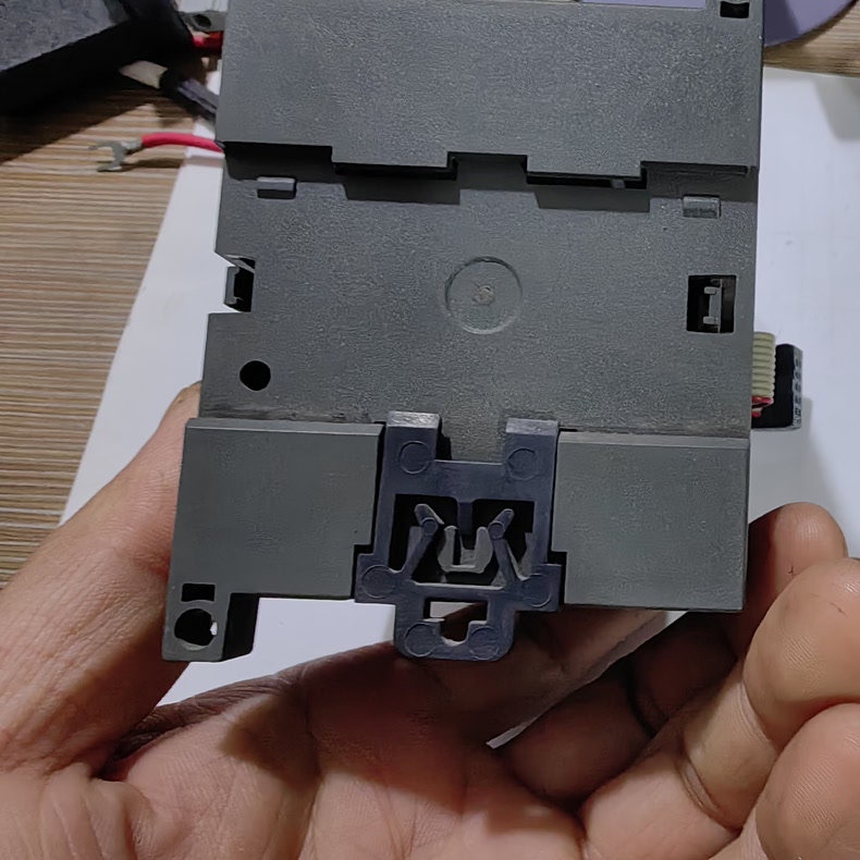Siemens 6ES7231-7PD22-0XA0 EM 231 S7-200 Модуль дискретного ввода 5
