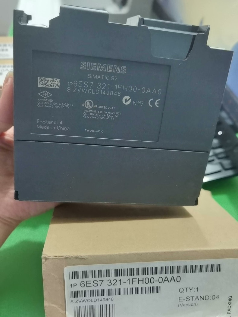 Siemens 6ES7321-1FH00-0AA0 SM 321 S7-300 Модуль дискретного ввода 2