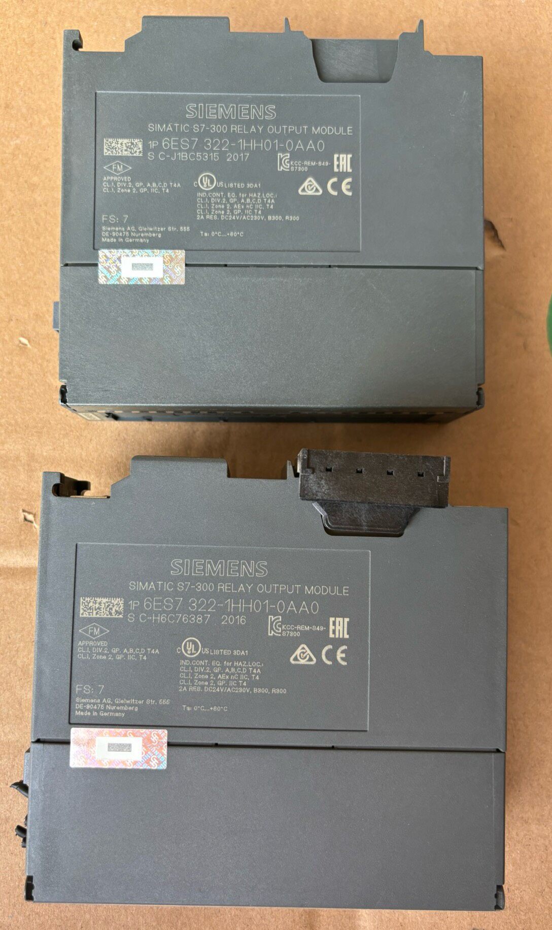 Siemens 6ES7322-1HH01-0AA0 SM 322 S7-300 Модуль дискретного вывода