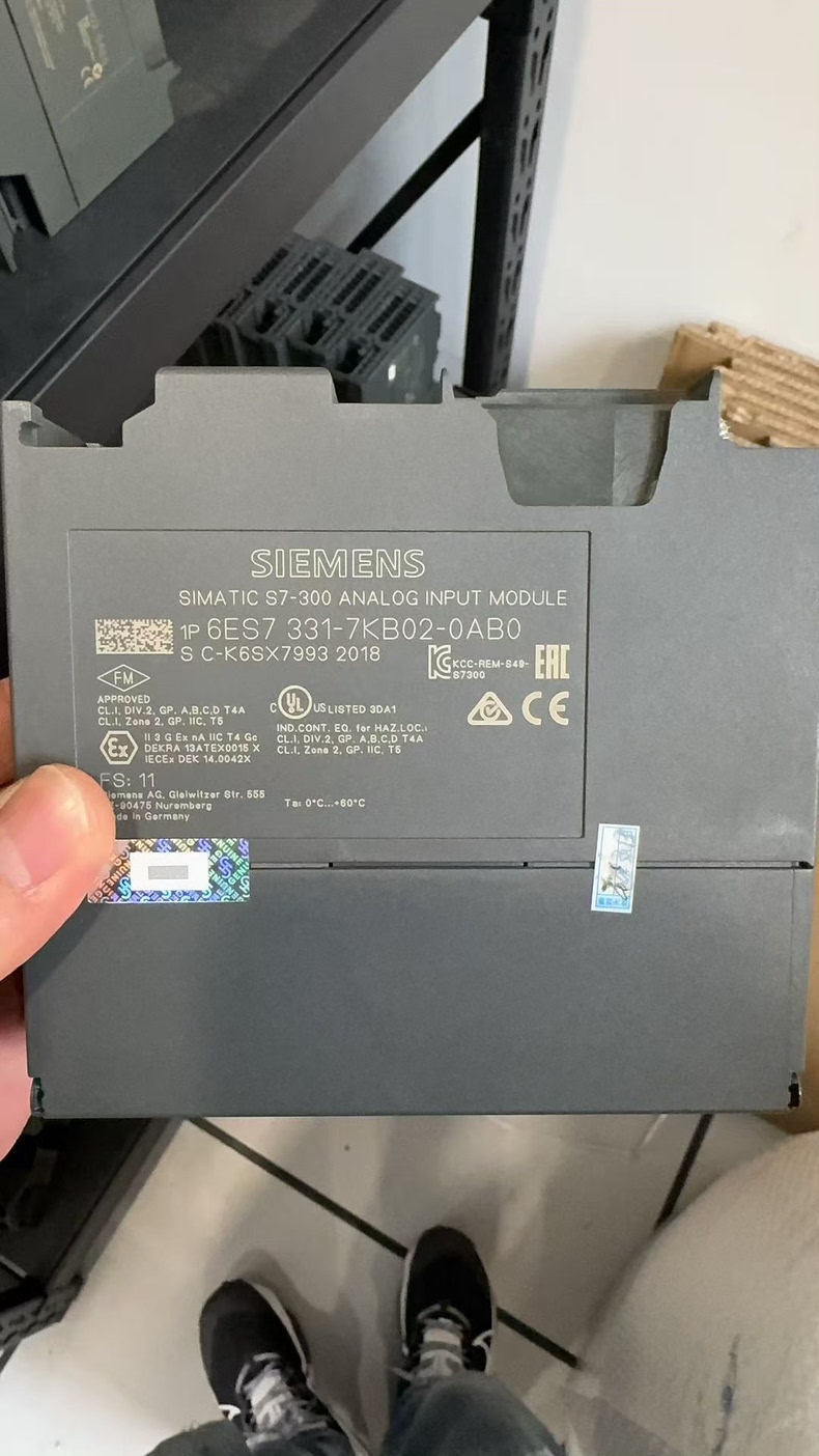 Siemens 6ES7331-7KB02-0AB0 SM 331 S7-300 Модуль дискретного ввода