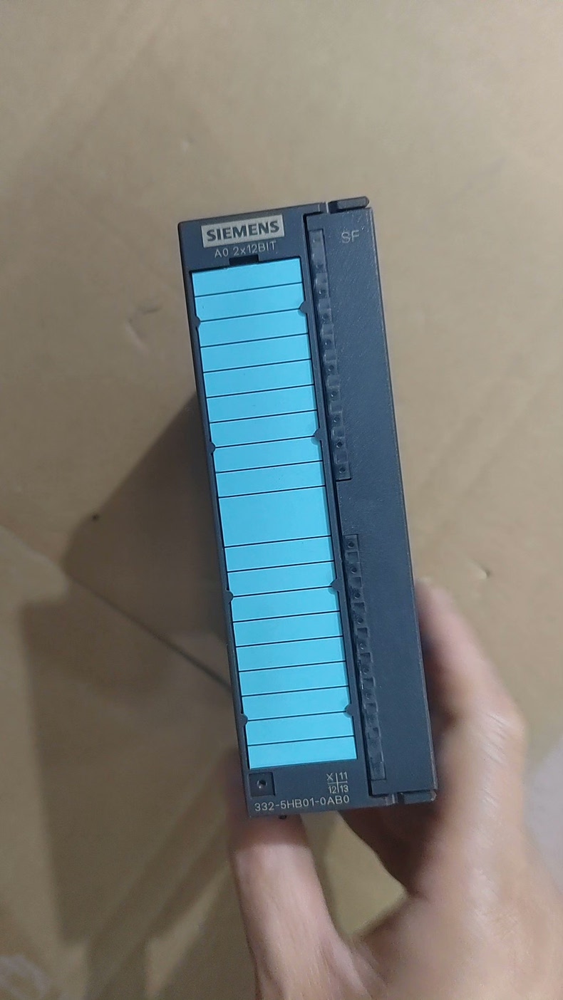 Siemens 6ES7332-5HB01-0AB0 SM 332 S7-300 Модуль дискретного вывода 6