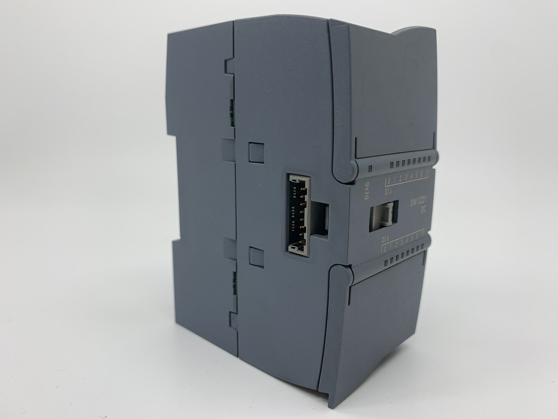 Siemens 6ES7221-1BH30-0XB0 SM 1221 S7-1200 Модуль дискретного ввода 2