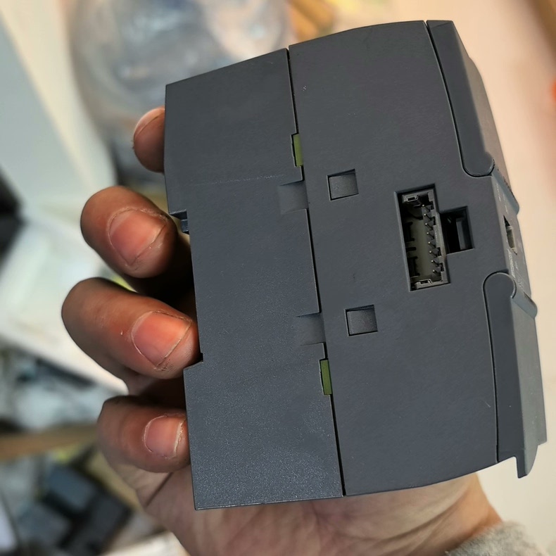 Siemens 6ES7222-1BF32-0XB0 SM 1222 S7-1200 Модуль дискретного вывода 3