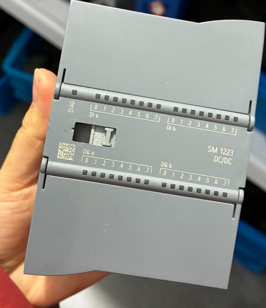 Siemens 6ES7223-1BL32-0XB0 SM 1223 S7-1200 Модуль дискретного ввода-вывода 5