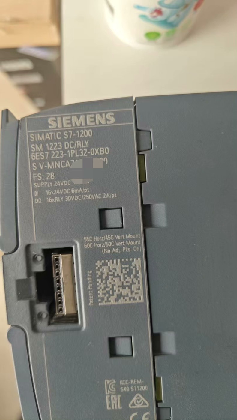 Siemens 6ES7223-1PL32-0XB0 SM 1223 S7-1200 Модуль дискретного ввода-вывода