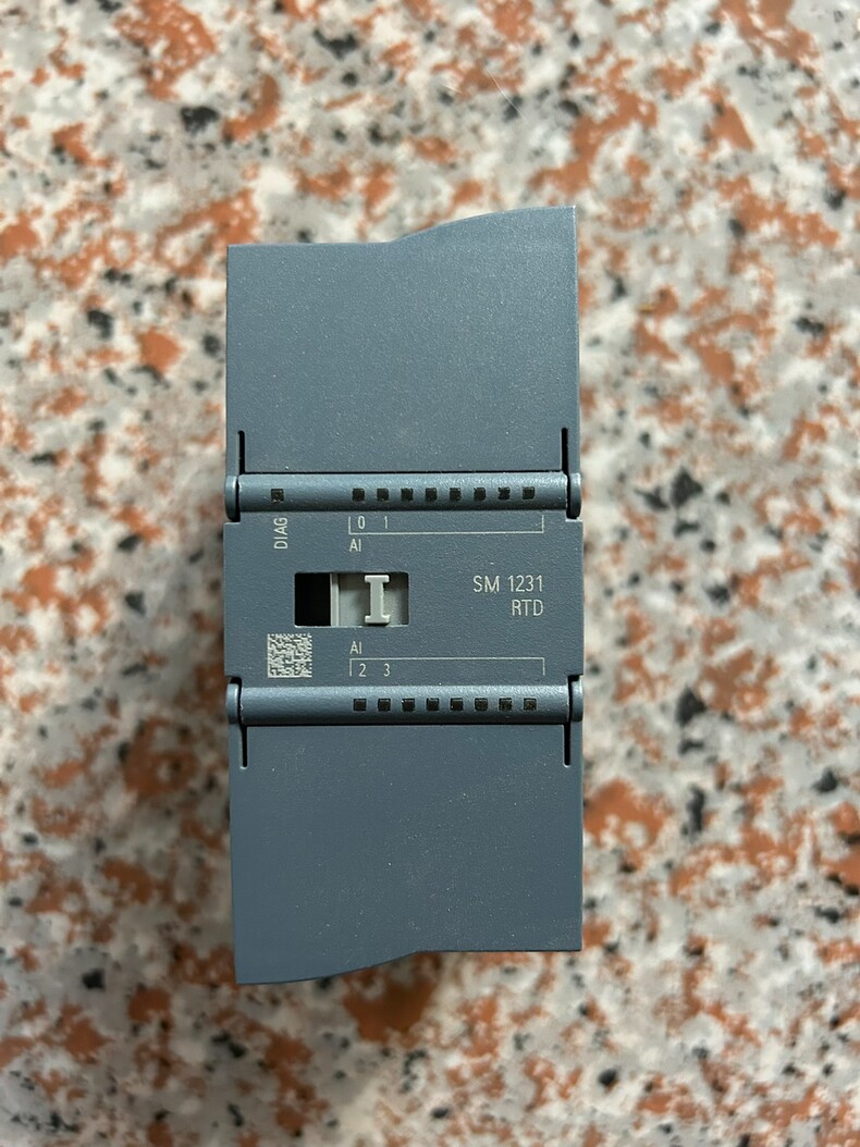 Siemens 6ES7231-5PD32-0XB0 SM 1231 S7-1200 Модуль дискретного ввода 2