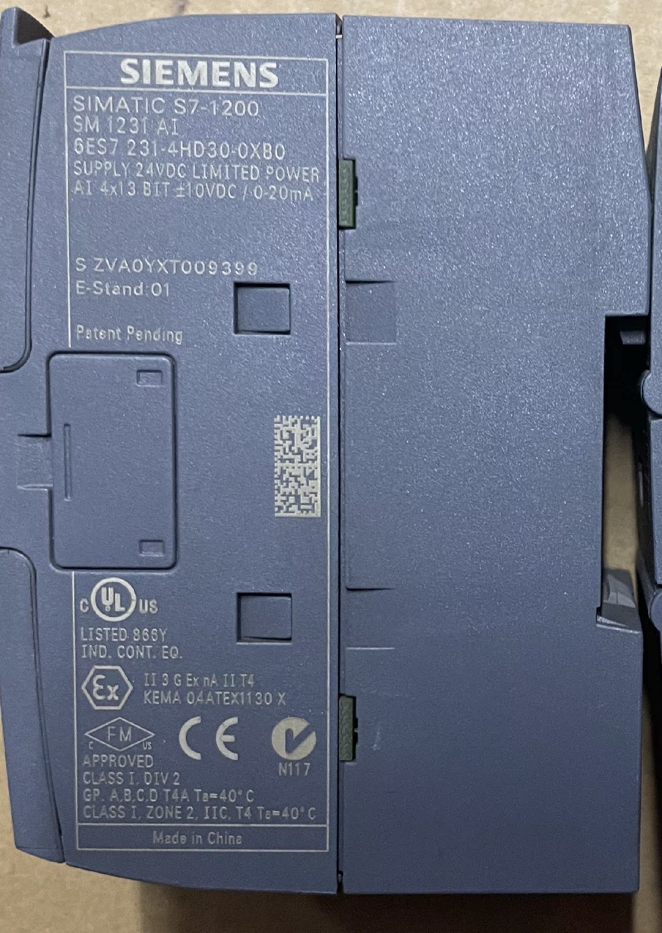 Siemens 6ES7231-4HD30-0XB0 SM 1231 S7-1200 Модуль дискретного ввода 2