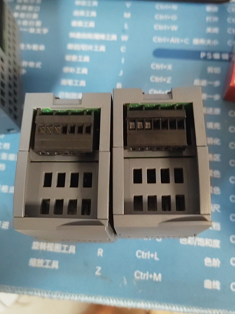 Siemens 6ES7232-4HD32-0XB0 SM 1232 S7-1200 Модуль дискретного вывода 6