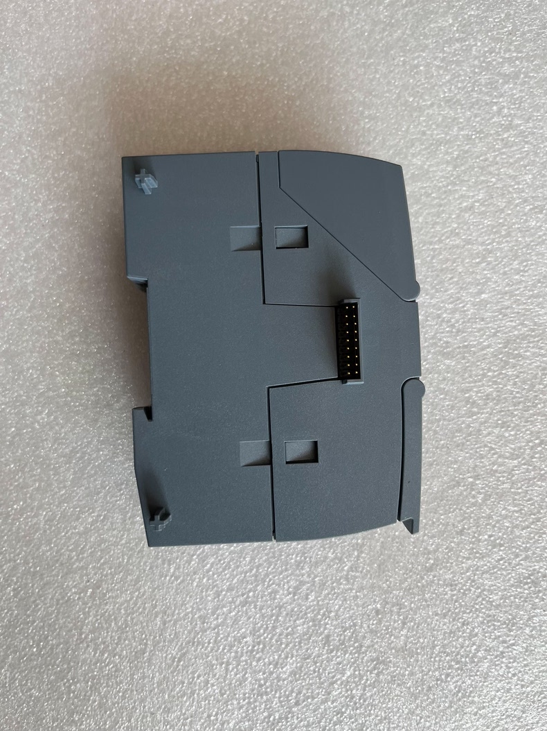 Siemens 6ES7241-1AH32-0XB0 CM 1241 S7-1200 Коммуникационный модуль 4