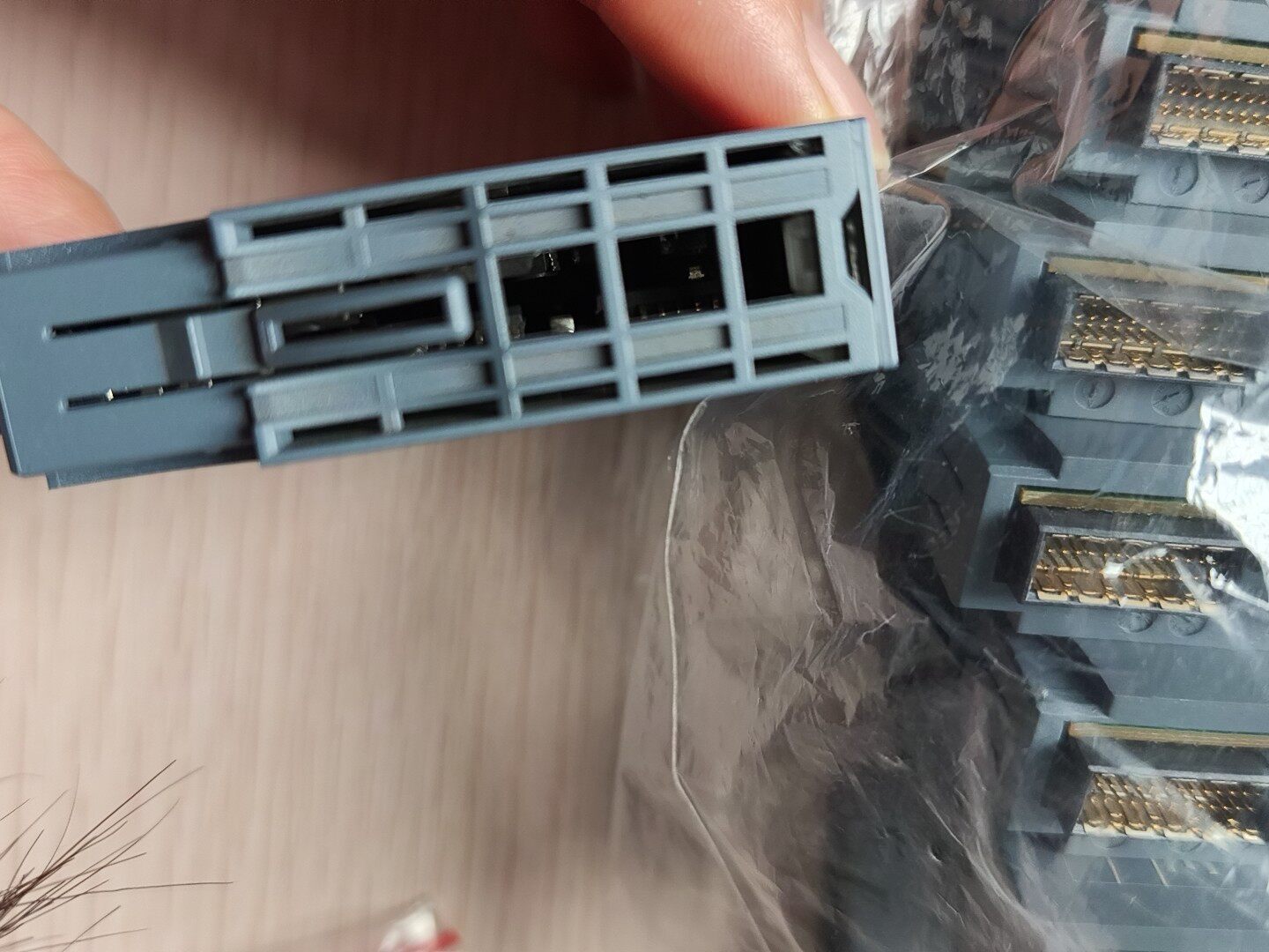 Siemens 6ES7138-6BA00-0BA0 ET 200SP S7-1500 Децентрализованная периферия 4