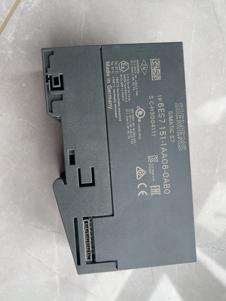 Siemens 6ES7151-1AA06-0AB0 ET 200S ET200 Децентрализованная периферия 2