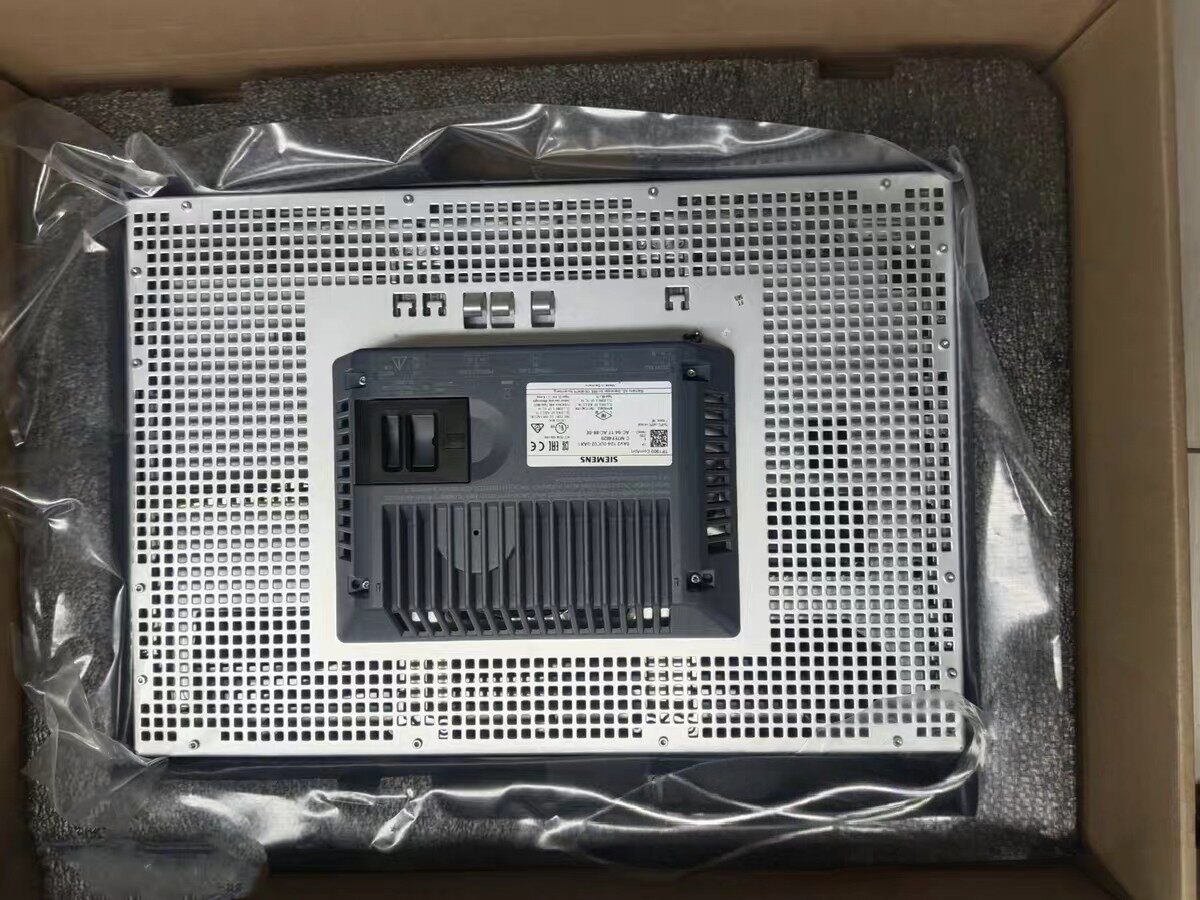 Siemens 6AV2124-0UC02-0AX1 TP1900 Панель оператора 3