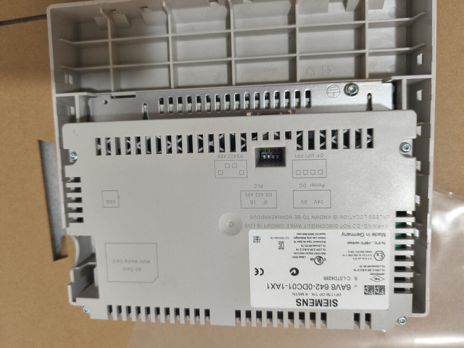 Siemens 6AV6642-0DC01-1AX1 OP177B Кнопочно-сенсорная панель 2