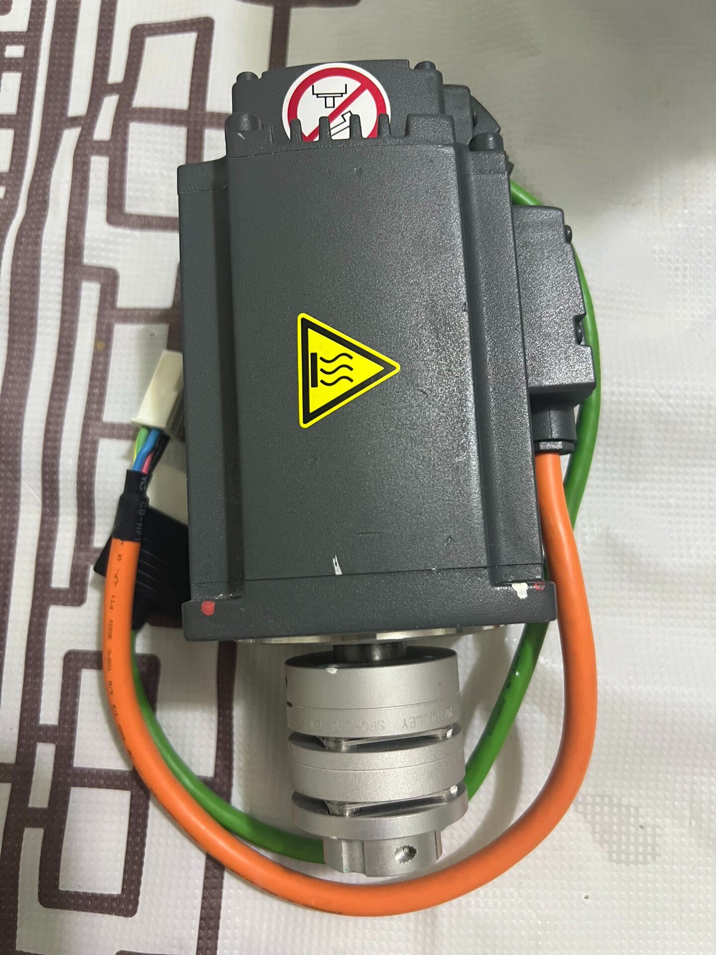 Siemens 1FL6042-2AF21-1AA1 SIMOTICS S-1FL6 Сервомотор 2