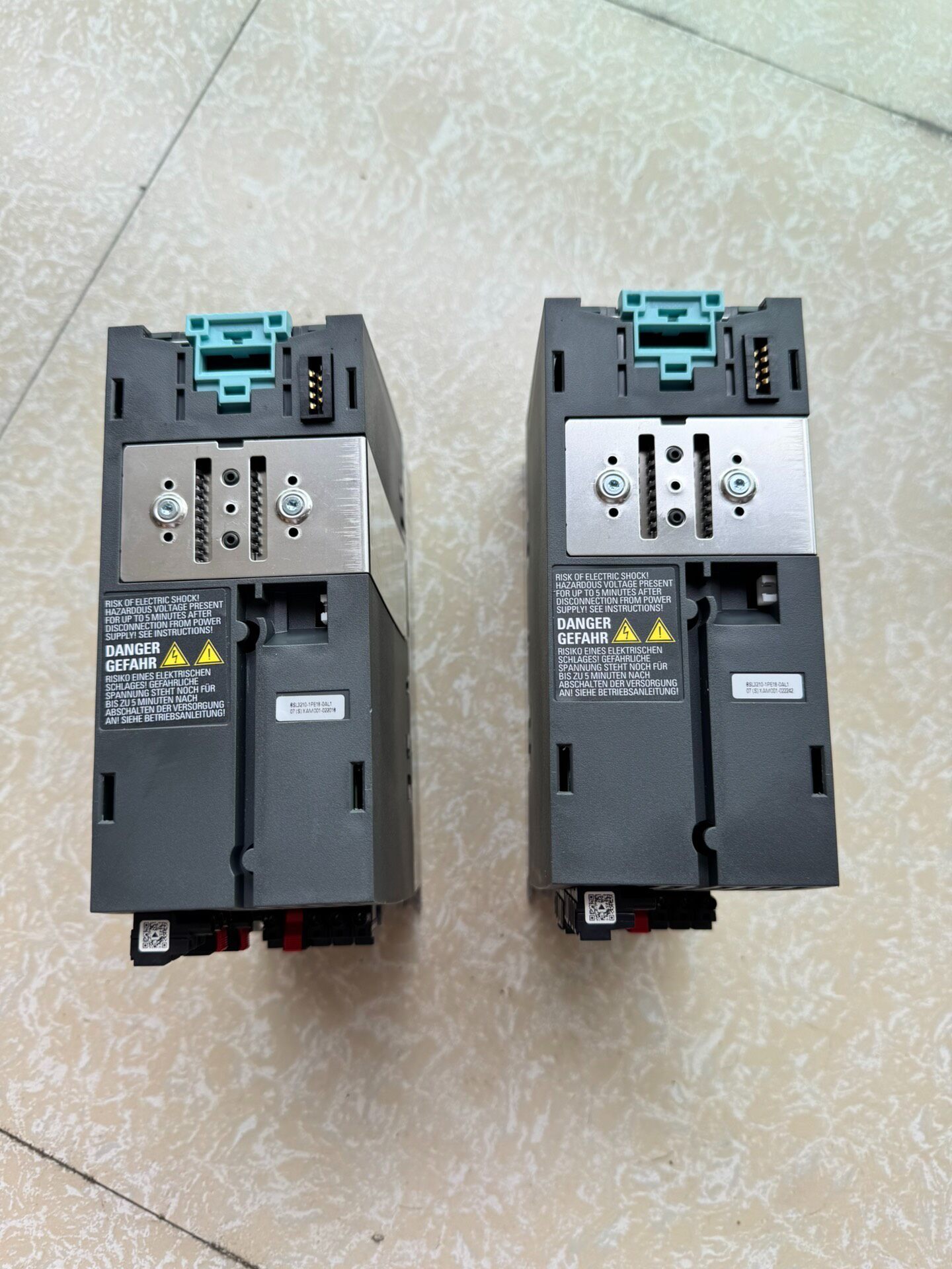 Siemens 6SL3210-1PE18-0AL1 PM240-2