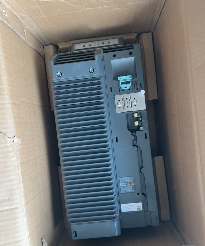 Siemens 6SL3210-1PE26-0AL0 PM240-2
