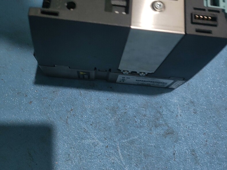 Siemens 6SL3224-0BE21-5UA0 PM240 2