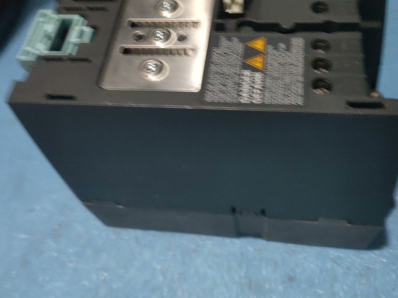Siemens 6SL3224-0BE21-5UA0 PM240 3