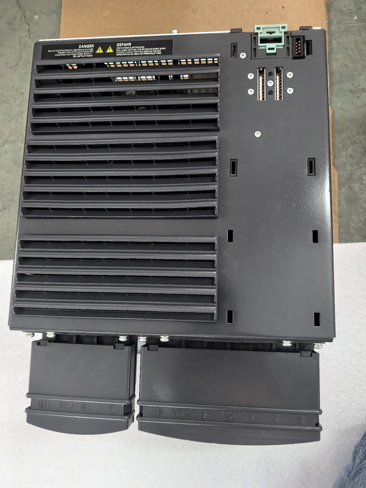 Siemens 6SL3224-0BE31-5UA0 PM240