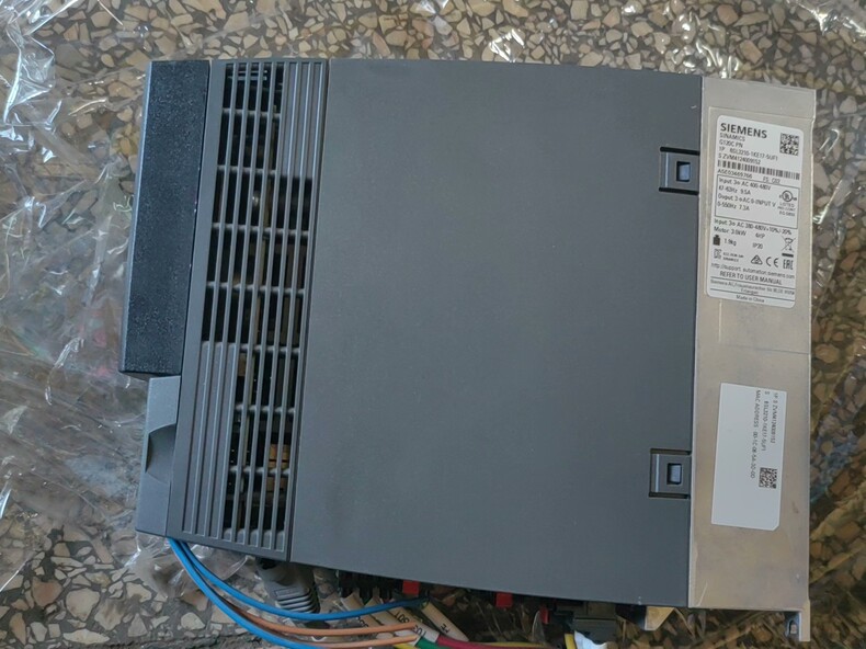 Siemens 6SL3210-1KE17-5UF1 G120C PN Преобразователь частоты 3