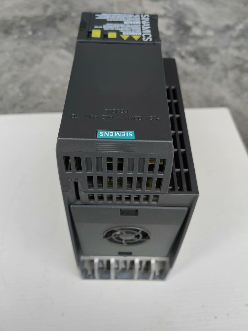 Siemens 6SL3210-1KE21-7UF1 G120C PN Преобразователь частоты 5