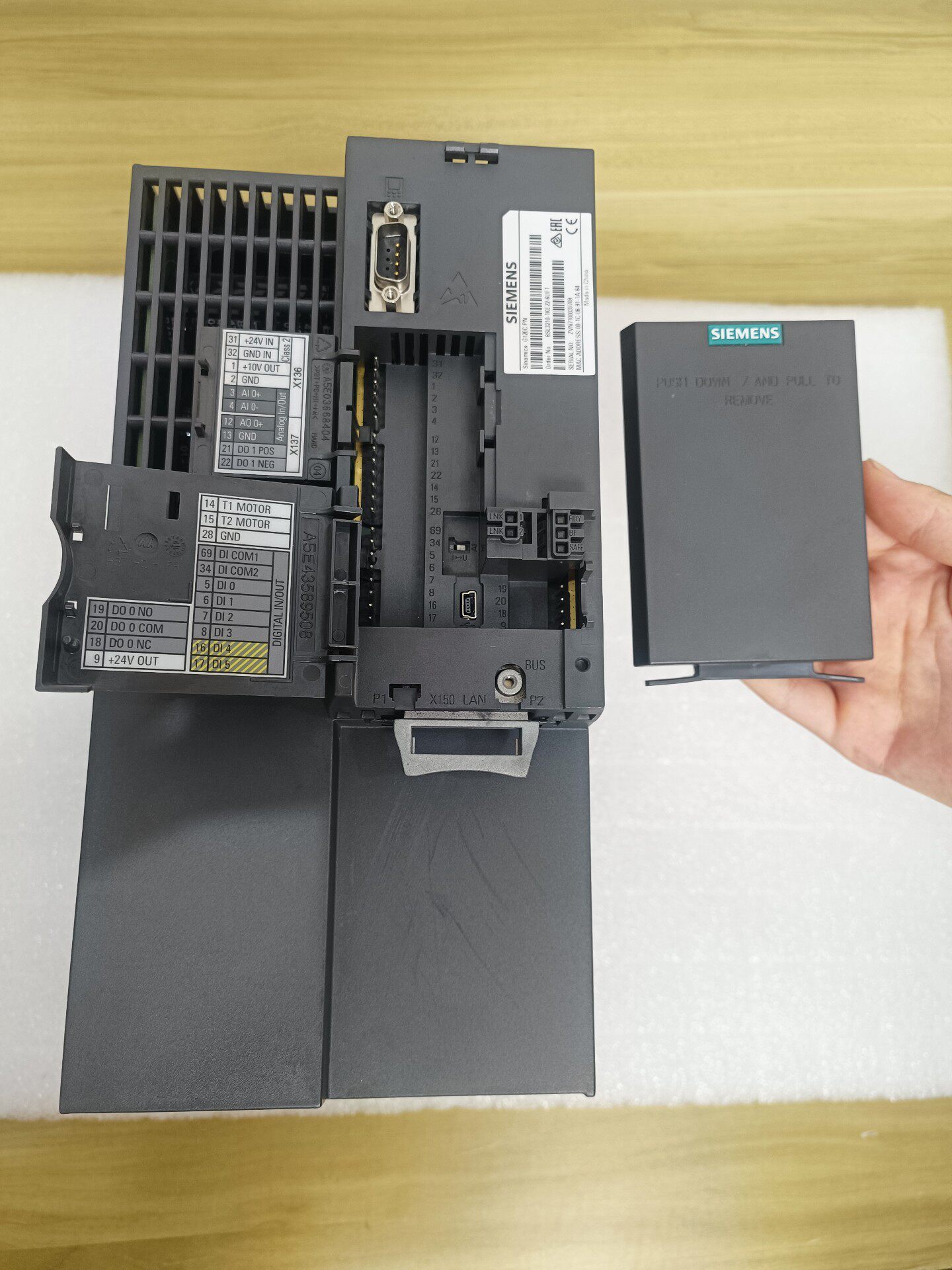Siemens 6SL3210-1KE22-6UF1 G120C PN Преобразователь частоты 2