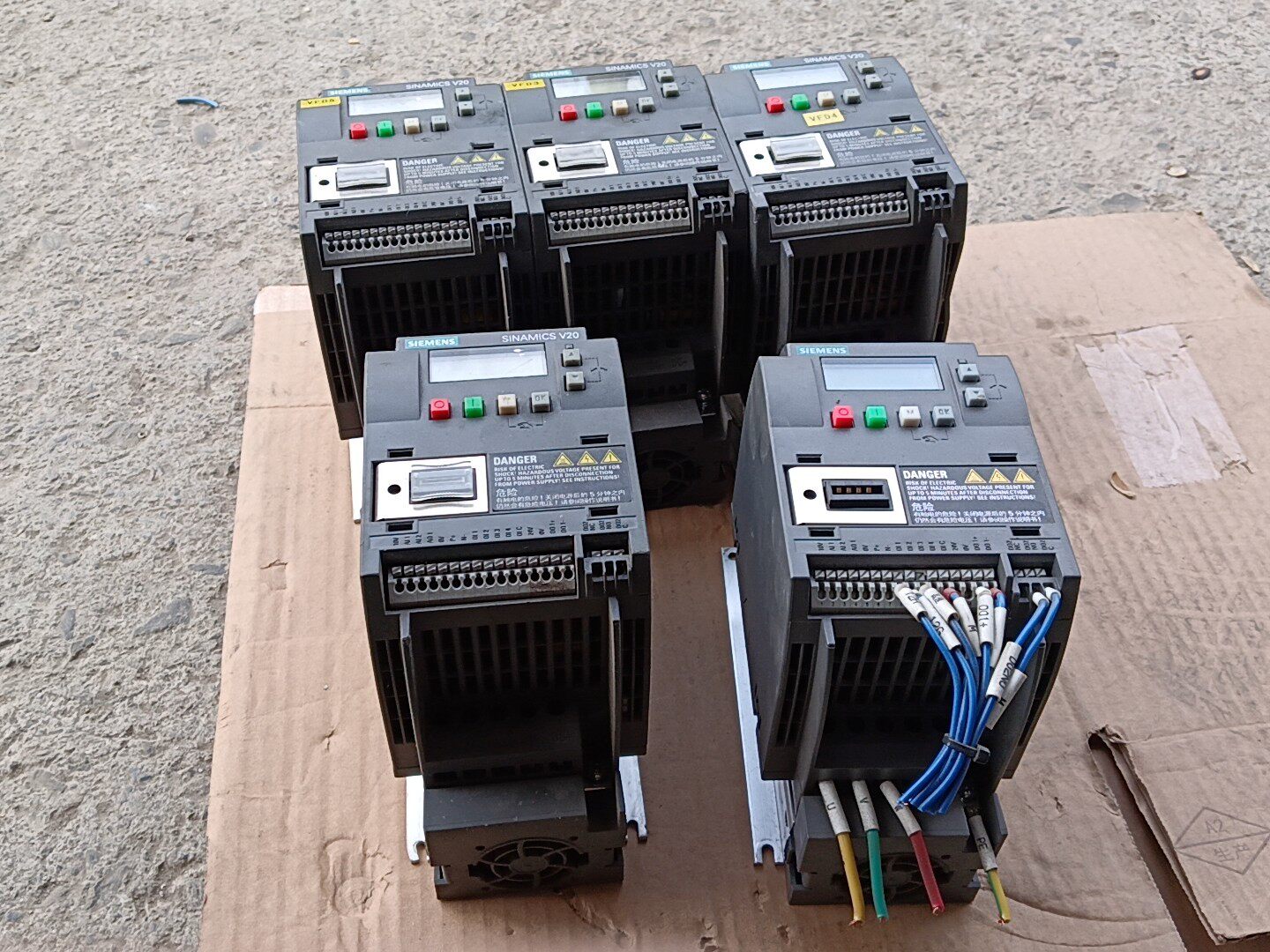 Siemens 6SL3210-5BE21-1UV0 SINAMICS V20 Преобразователь частоты 5