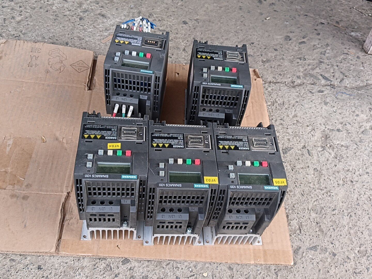 Siemens 6SL3210-5BE21-1UV0 SINAMICS V20 Преобразователь частоты 6