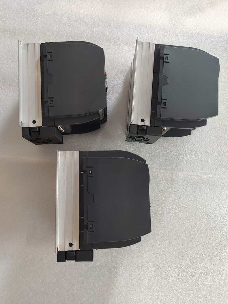 Siemens 6SL3210-5BE21-5UV0 SINAMICS V20 Преобразователь частоты 4
