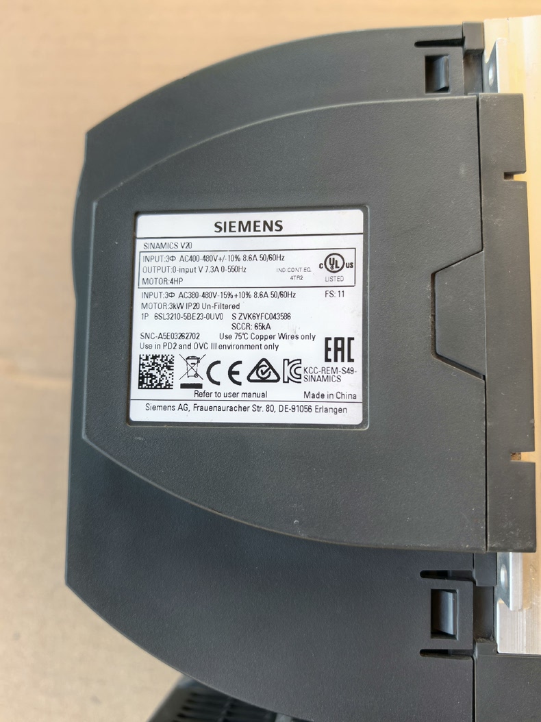 Siemens 6SL3210-5BE23-0UV0 SINAMICS V20 Преобразователь частоты 4