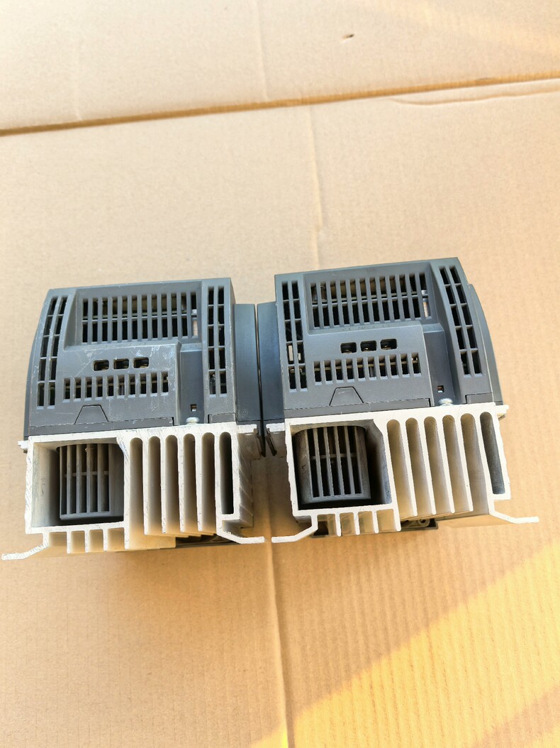 Siemens 6SL3210-5BE23-0UV0 SINAMICS V20 Преобразователь частоты 5