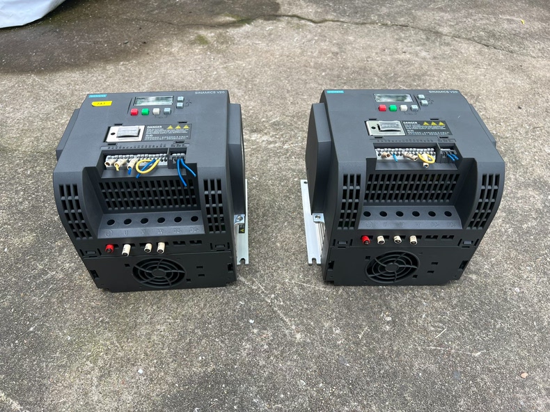 Siemens 6SL3210-5BE25-5UV0 SINAMICS V20 Преобразователь частоты 3