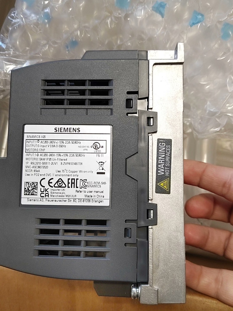Siemens 6SL3210-5BB11-2UV1 SINAMICS V20 Преобразователь частоты