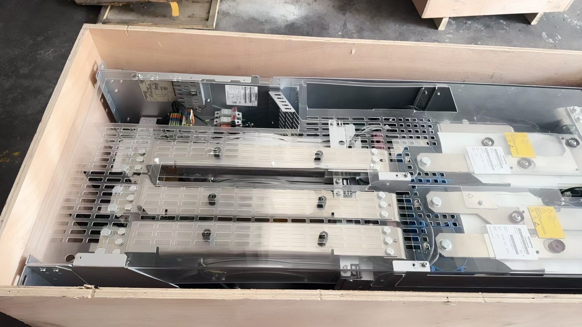 Siemens 6SL3310-1GE37-5AA3 SINAMICS G130 Преобразователь частоты 2