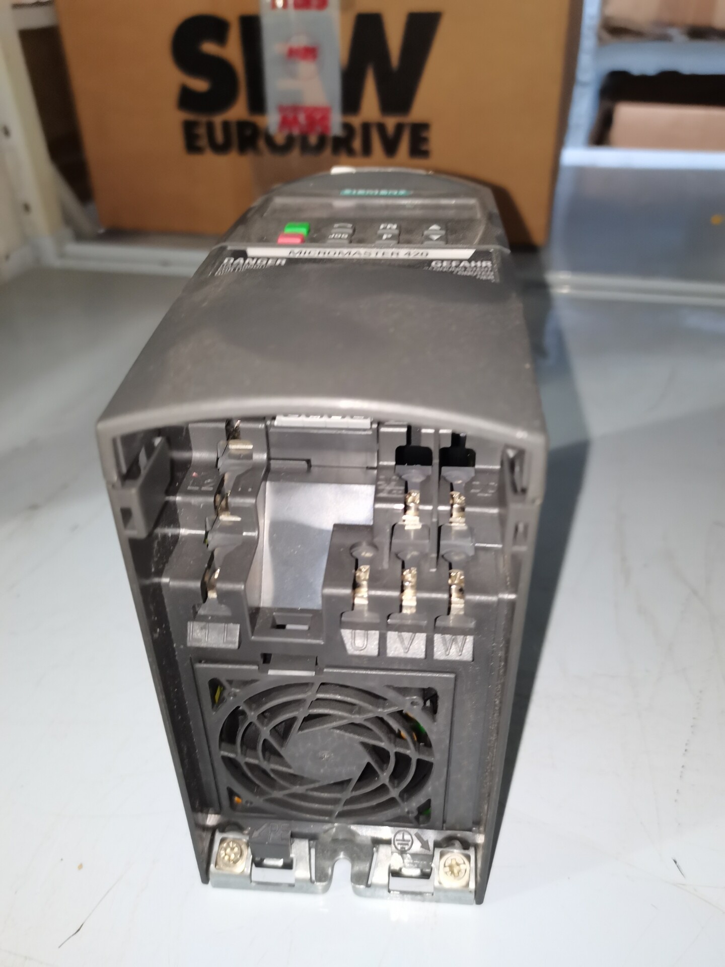 Siemens 6SE6420-2UD13-7AA1 MICROMASTER 420 Преобразователь частоты 2