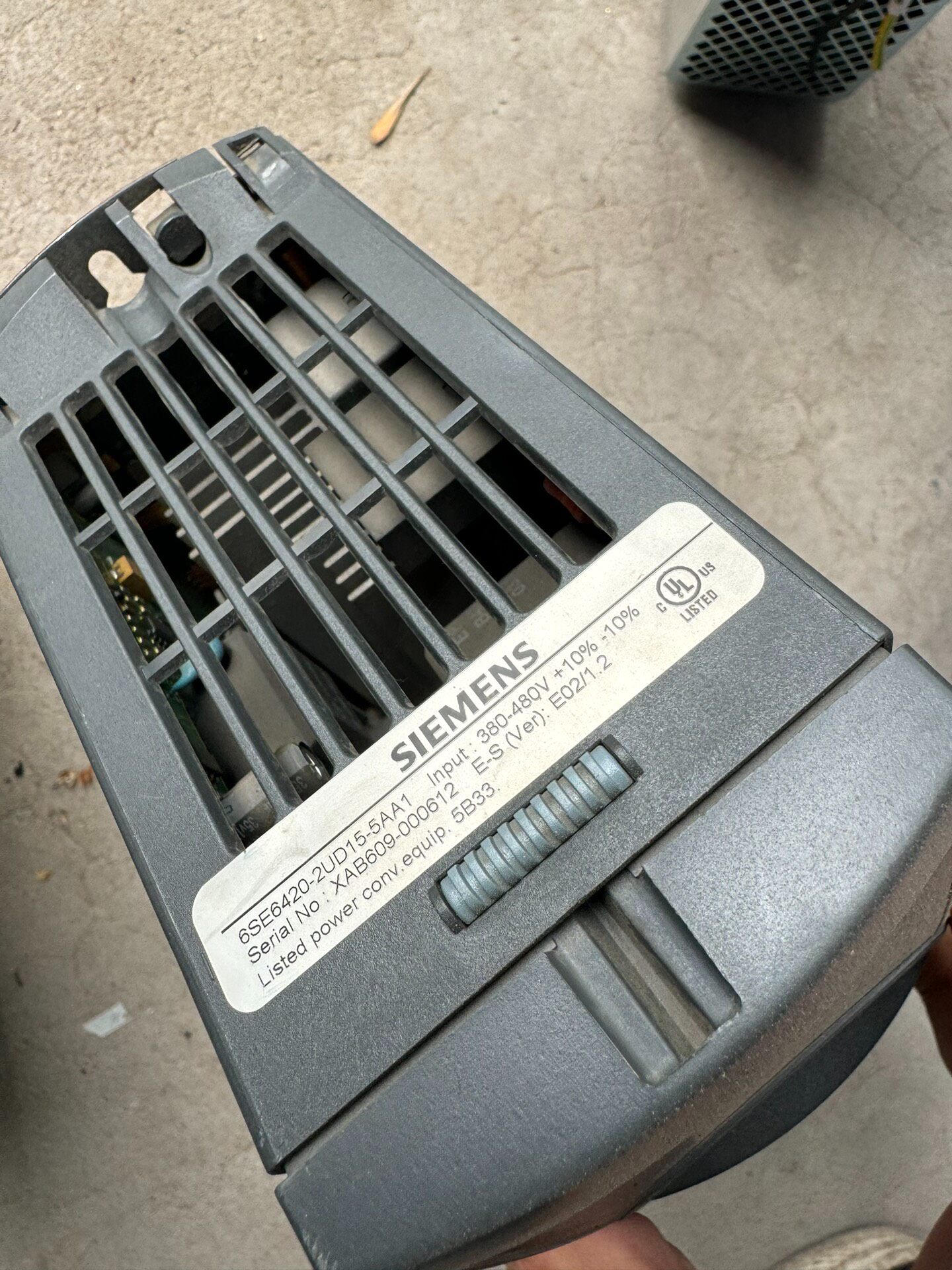 Siemens 6SE6420-2UD15-5AA1 MICROMASTER 420 Преобразователь частоты 3