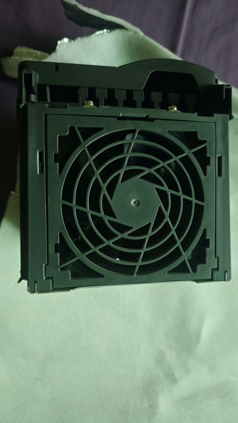 Siemens 6SE6420-2UD25-5CA1 MICROMASTER 420 Преобразователь частоты 3